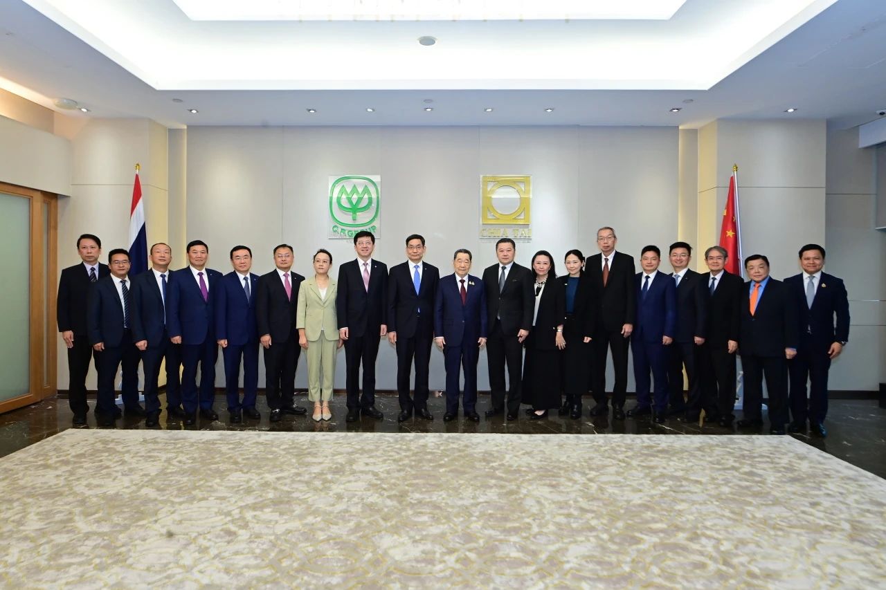 07068927f9d655ce9e9b082e482a0d51.jpg 07068927f9d655ce9e9b082e482a0d51.jpg